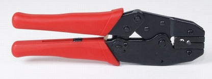 Pince à sertir pour connecteurs