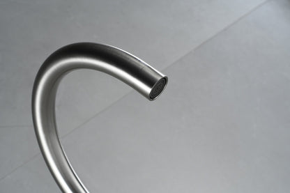 Mélangeur bain sur pied - avec douchette -chrome