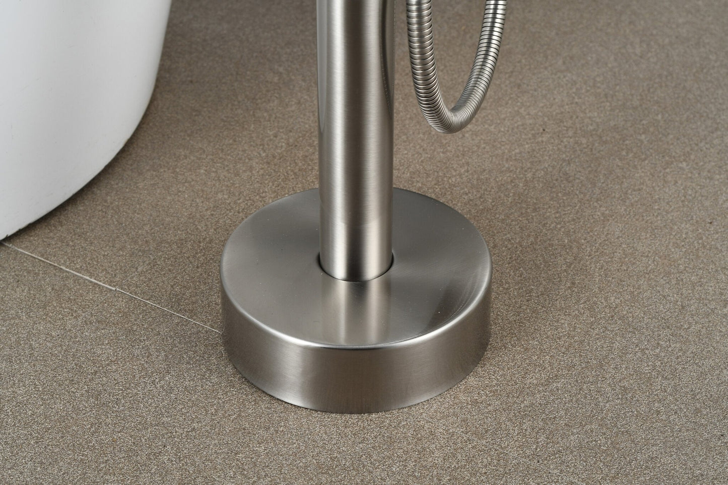 Mélangeur bain sur pied - avec douchette -chrome