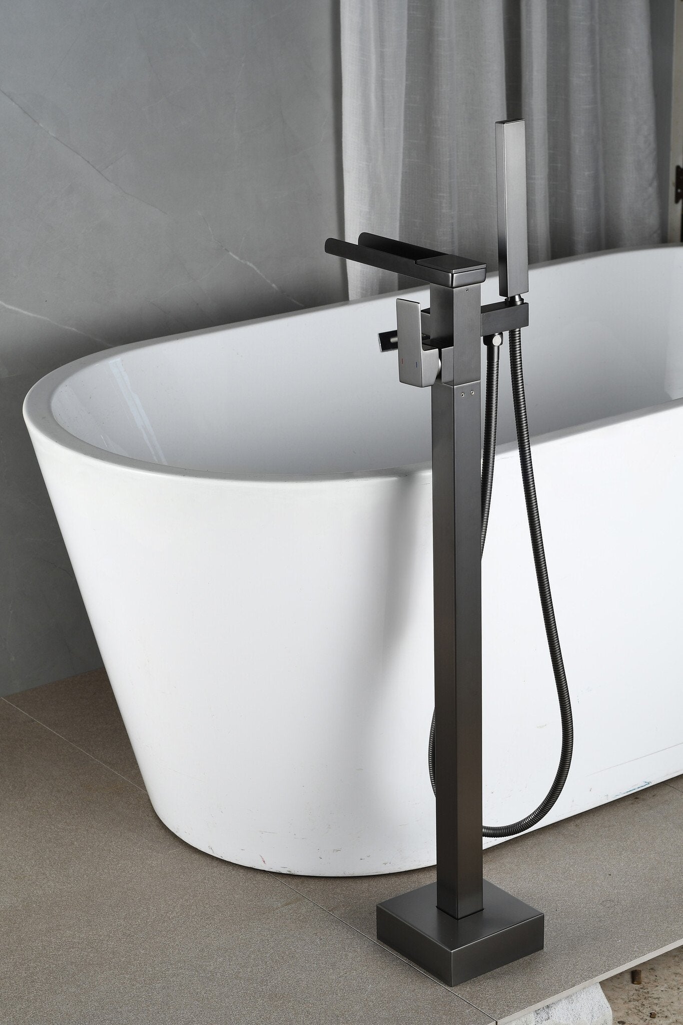 Mélangeur bain sur pied - avec douchette -chrome